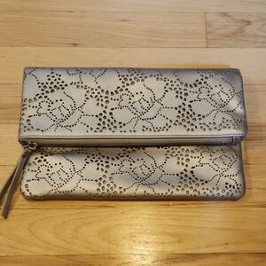 Urban Expressions Silver Floral Clutch